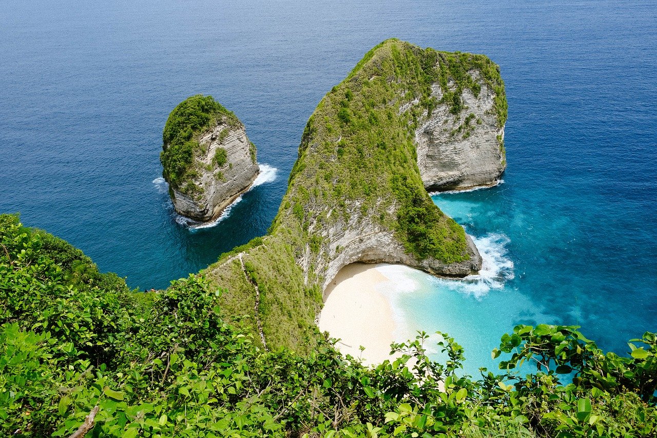 5 Pantai di Sulawesi Selatan yang Harus Kamu Kunjungi